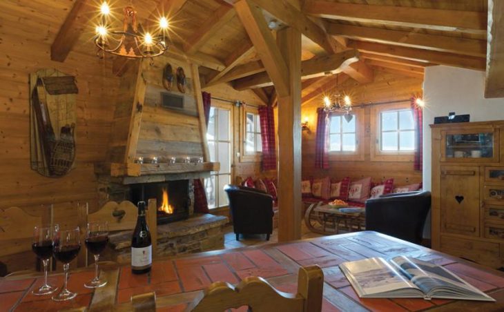 Chalet Le Mazot, Courchevel, Lounge and Dining Area
